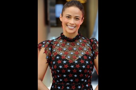 Paula PATTON (Actrice, Somewhere between)