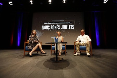 Avant-première mondiale – Lions, Bones & Bullets <br>
Jasmine Duthie (Productrice), Anton Leach (Réalisateur)
