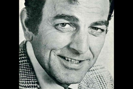 Mike CONNORS (Acteur, Mannix)