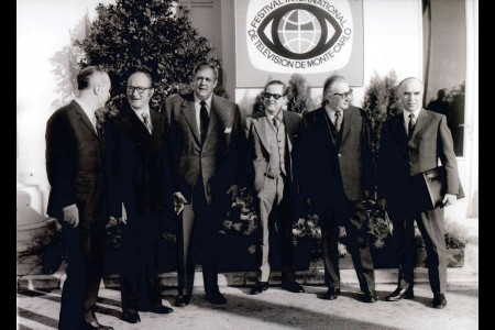 Le Jury : Henryk BIENIEWSKI (TV polonaise), Alain DECAUX (Alain Decaux raconte), Raymond BURR (Acteur, L’homme de fer), Enrique DE LAS CASAS (Juré espagnol), Diego FABBRI (Ecrivain italien), Anatoly BOLGAREV (TV soviétique)