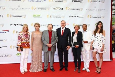 Soirée d’ouverture. Le Prince Albert II, Fanny COTTENCON (Actrice, Interventions), Robert HOSSEIN (Réalisateur) et son épouse, Ariane MASSENET (Animatrice TV), Pascal LEGITIMUS (Acteur), Louise MONOT (Actrice, The after)