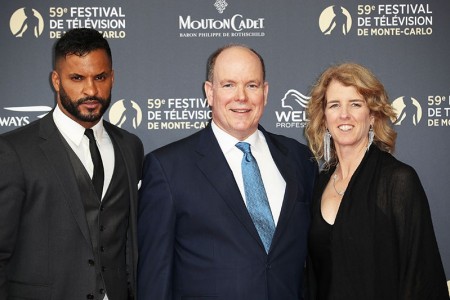 Soirée d’ouverture. S.A.S. le Prince Albert II, Ricky WHITTLE (Acteur, Président du Jury Fiction), Rory KENNEDY (Productrice, Réalisatrice, Scénariste, Présidente du Jury Actualités)