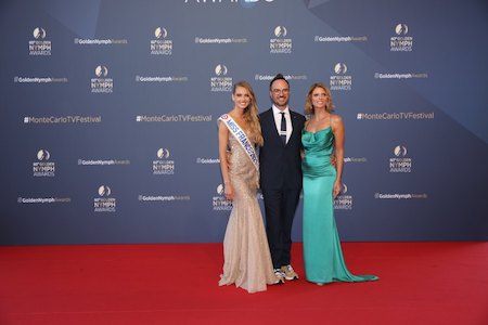 Amandine Petit (Miss France 2021), Jarry (Humoriste, Acteur), Sylvie Tellier (Directrice de la Société Miss France)