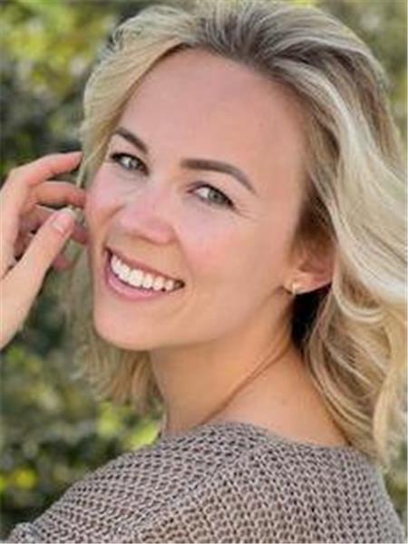 Emmanuelle BERNE