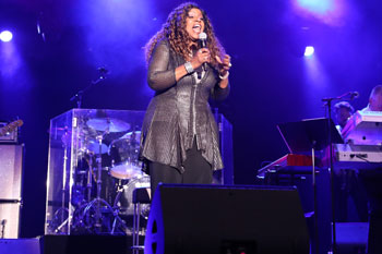 Gloria Gaynor