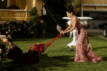 Gabrielle and the lawnmower – Desperate Housewives